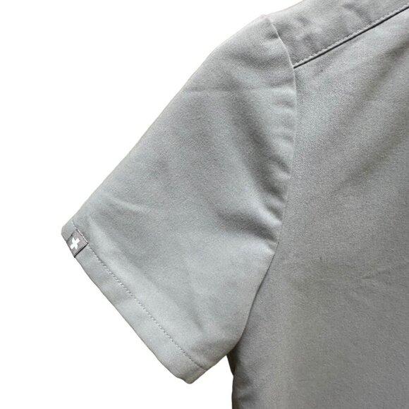 FIGS Technical Collection Scrub Top Short Sleeve Pocket Gray Womens Size XXS - Picture 3 of 7
